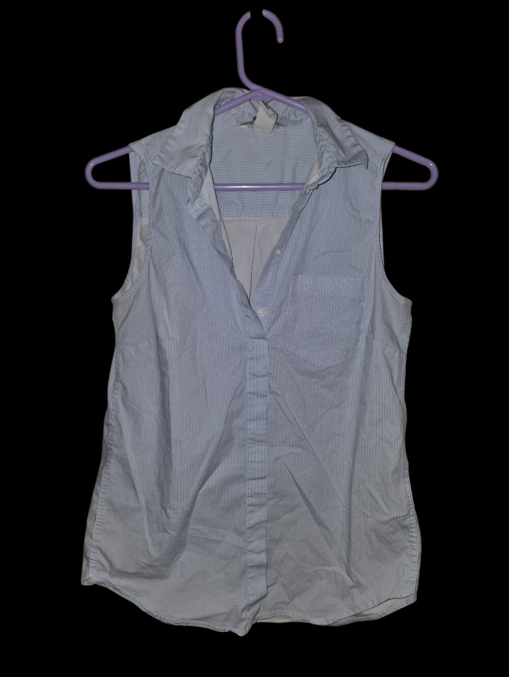 6/7/48. H&M Womens Light Blue Sleeveless Button-Down Shirt